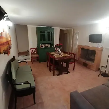 La Casa Sotto La Torre Apartment Barbaresco