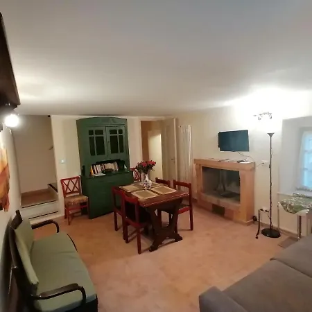 La Casa Sotto La Torre