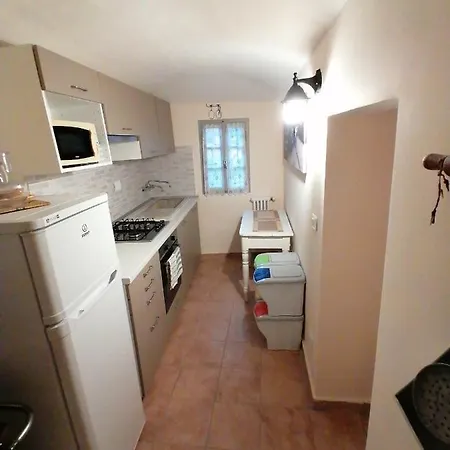 La Casa Sotto La Torre Apartment Barbaresco