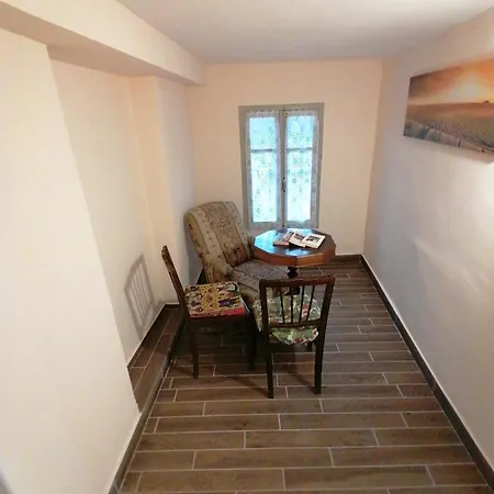 La Casa Sotto La Torre Apartment Barbaresco