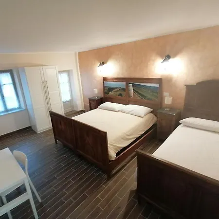 La Casa Sotto La Torre Apartment